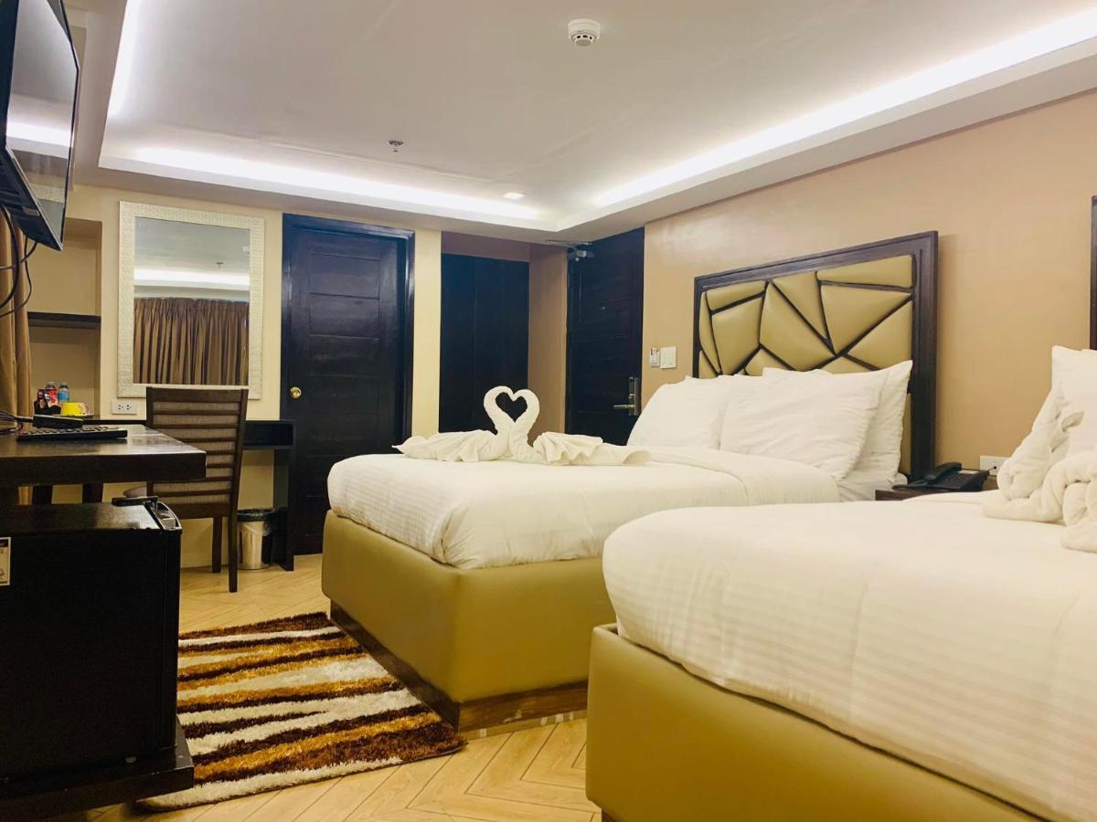 Treasure Island Hotel With Mini Water Adventure Masbate City Екстер'єр фото