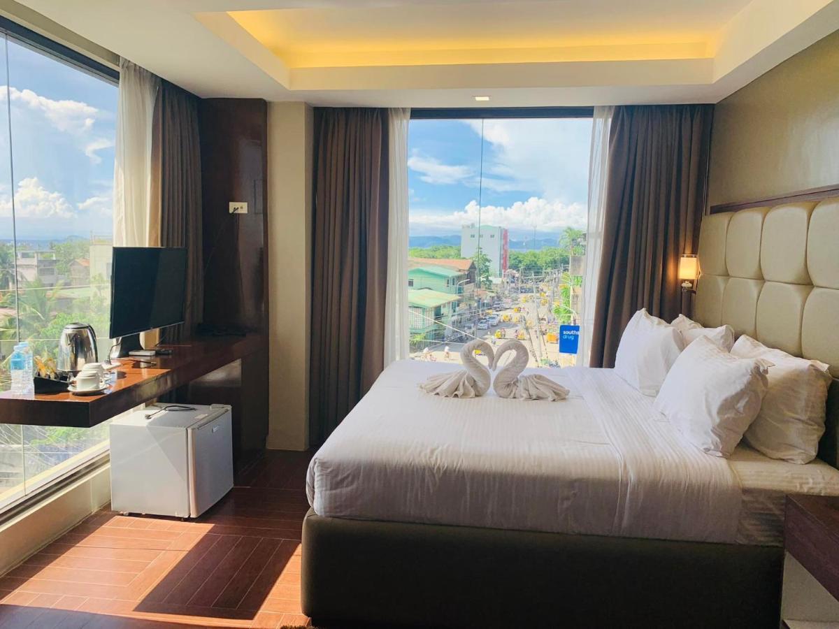 Treasure Island Hotel With Mini Water Adventure Masbate City Екстер'єр фото