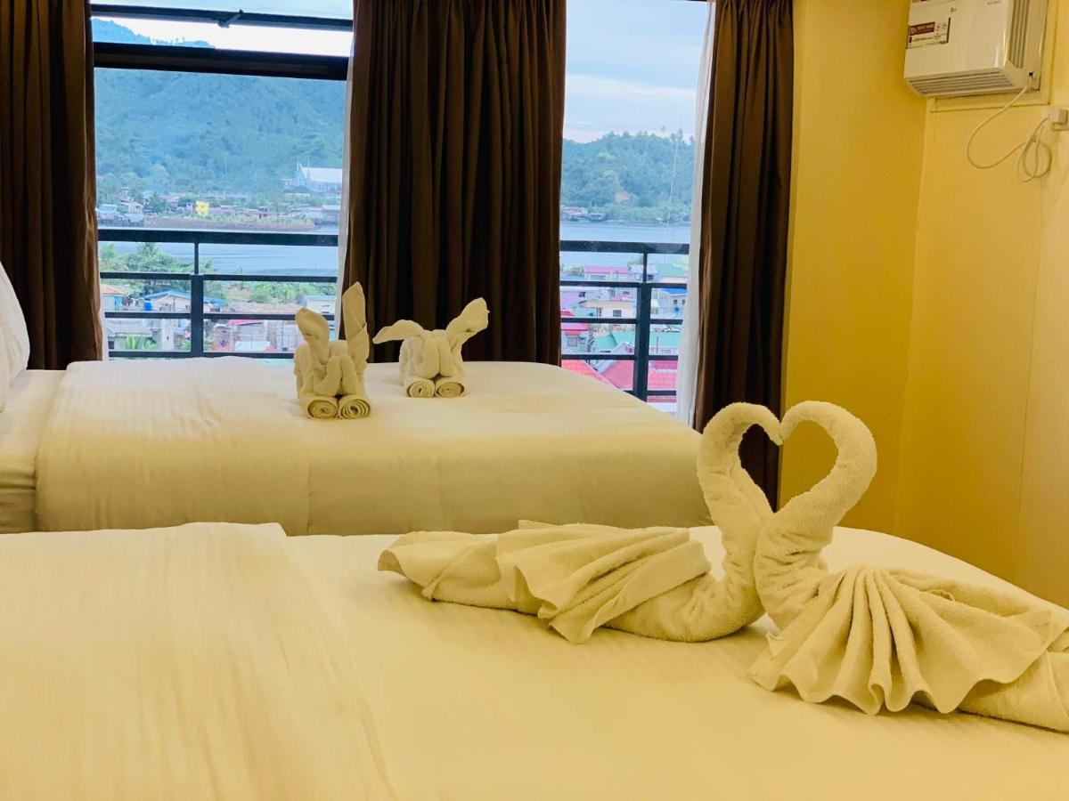 Treasure Island Hotel With Mini Water Adventure Masbate City Екстер'єр фото